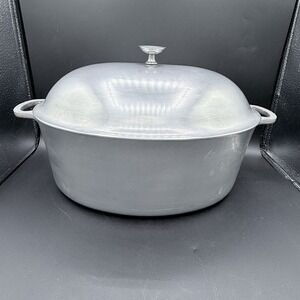 Majestic Cook-Ware Cast Aluminum Dutch Oven Roaster  w/ Lid 5.5 Qt USA Made VTG